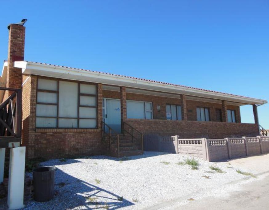 Die strandhuis/The beach house