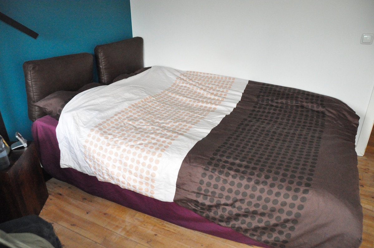 لليلة سرير مزدوج - خلال الليل - سرير كبير