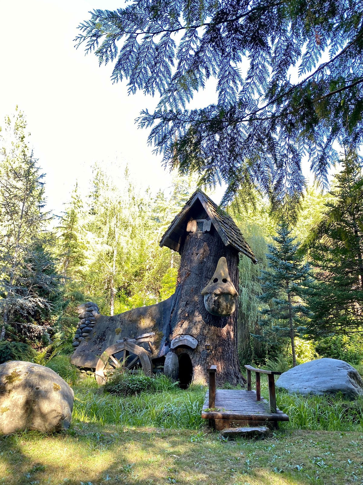 Enchanted Forest Suite in Iconic Storybook Cottage - Guest suites for Rent  in Olalla, Washington, United States - Airbnb