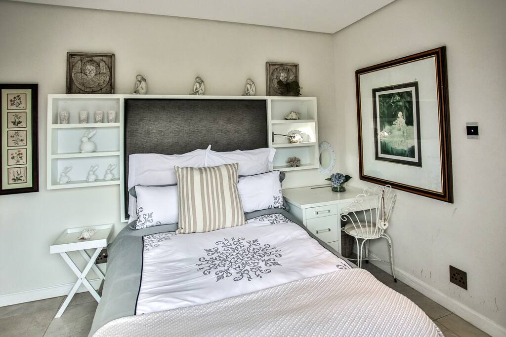 Coral Room