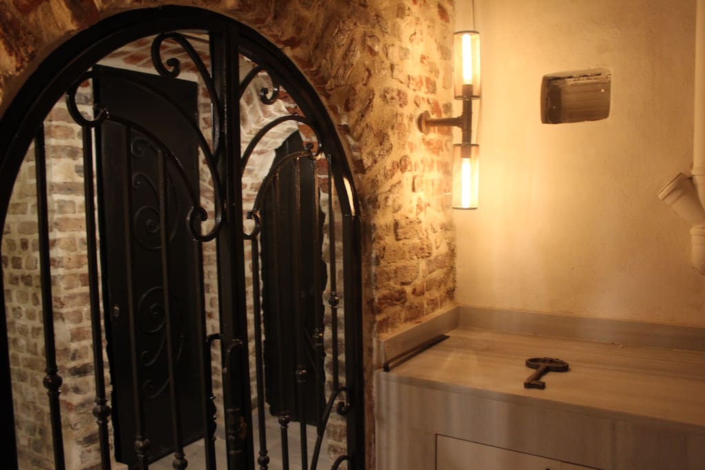 Apartment entrance (inside view)