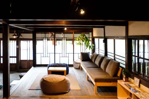 [Maru] Beautiful Japanese old private house.