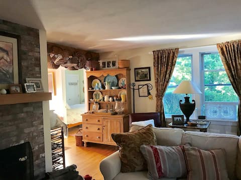 Successful Airbnb property: Double D Ranch House in Nantucket
