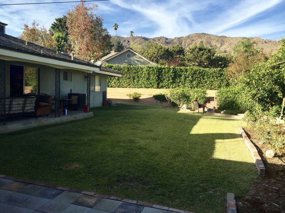 Large private back yard. Great for BBQ's and parties