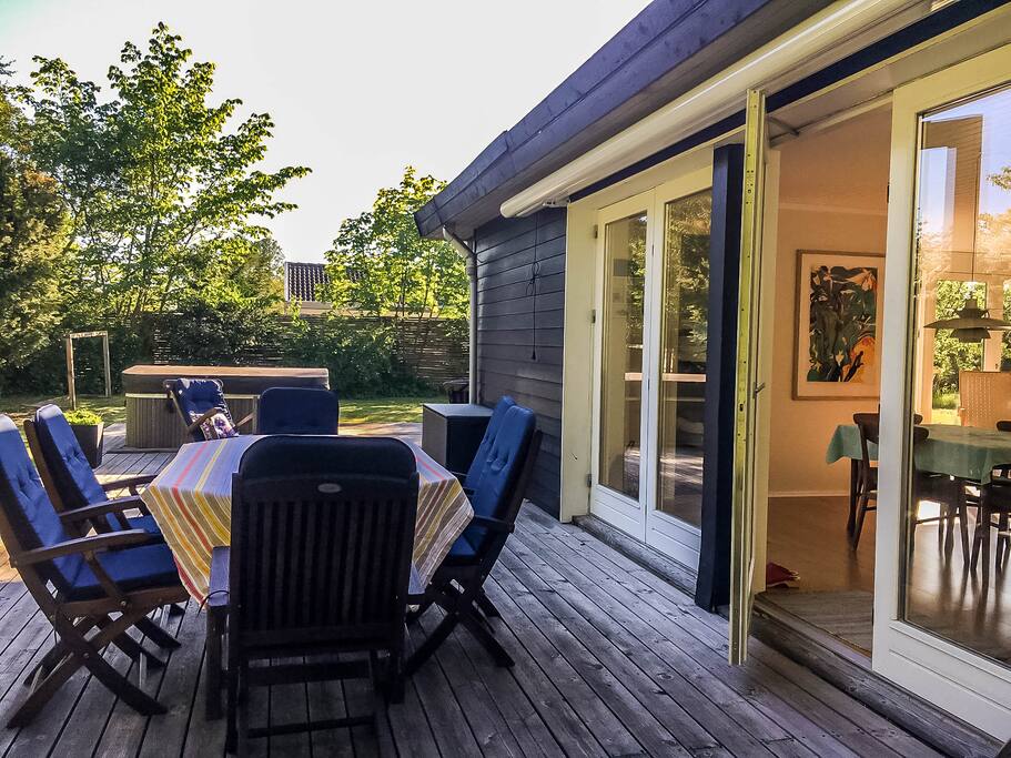 Outdoor dining area