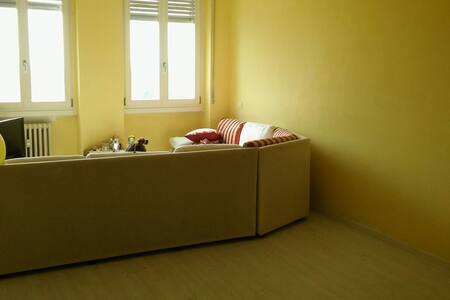 Family friendly vacation rentals, apartments & houses in cantù ... Capottiera ingresso silik salotyo silik