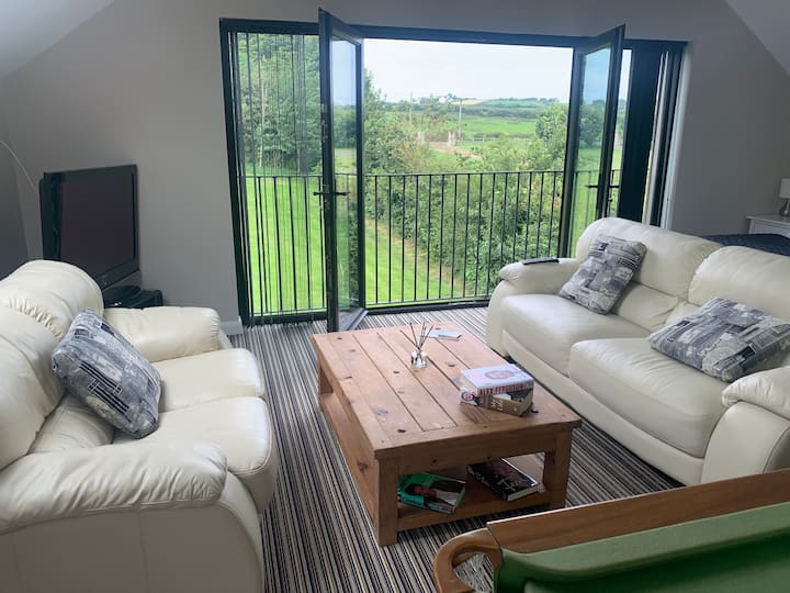 Annexe With En-suite And Separate Entrance. - Whitepark Bay Beach