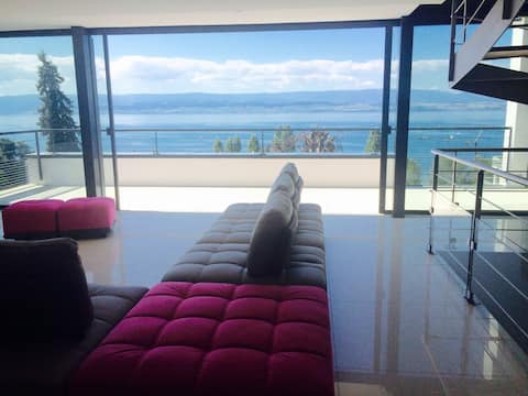 Air-conditioned house of 260 m2 modern luxury