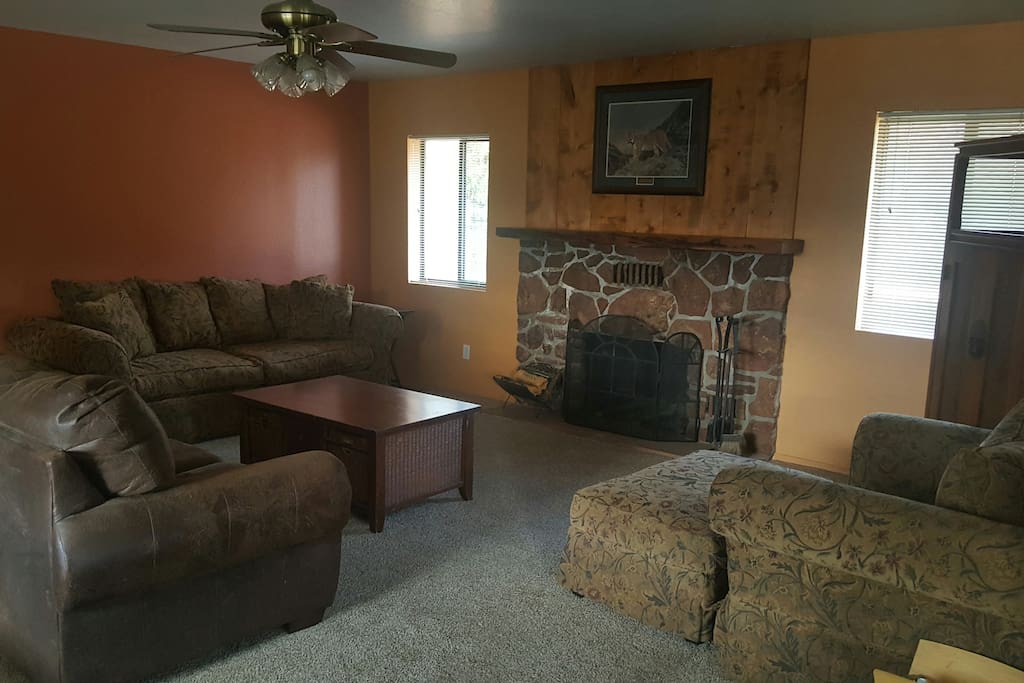 Living room with Fireplace