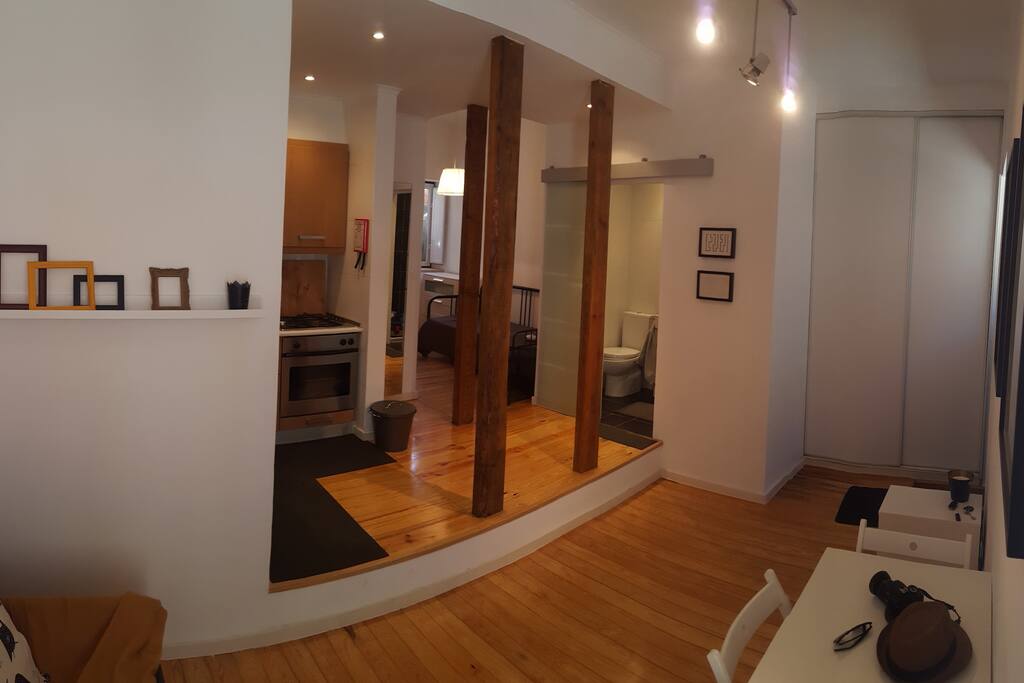 Notice the exquisite decor, idealized by the best designers.