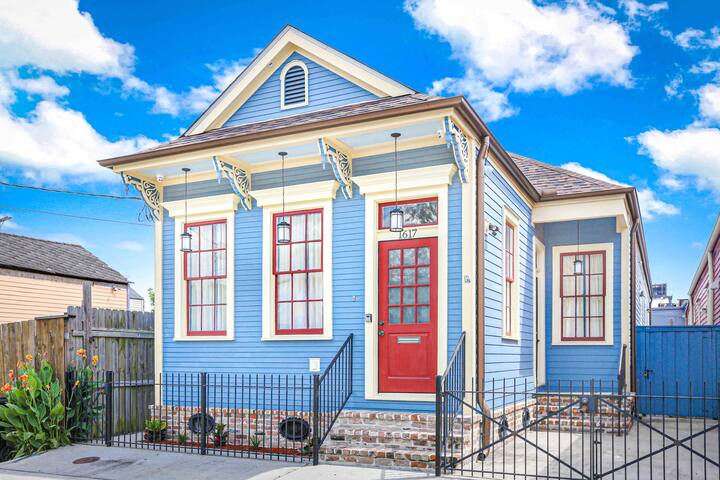 ⚜️Spacious 4 bedroom gem⚜️ gallery image 2