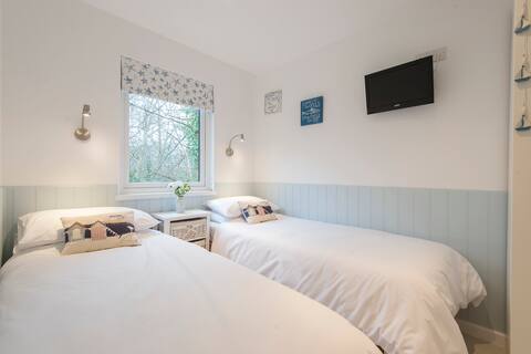 Starfish Rest - Lelant, St Ives.