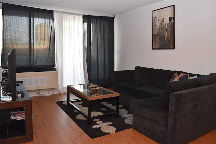 Golden Flat in downtown, best walking score!