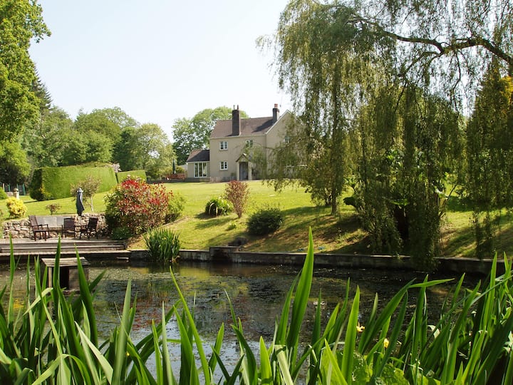 Charming Devon Farmhouse near Plymouth & Dartmoor Houses for Rent in