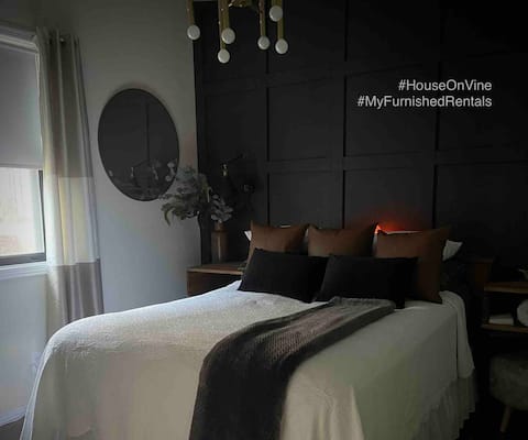 HGTV STYLE Traveling Professionals