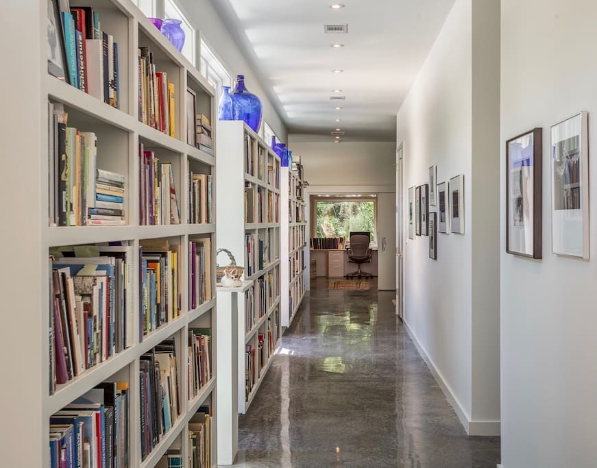Entryway Bookspine