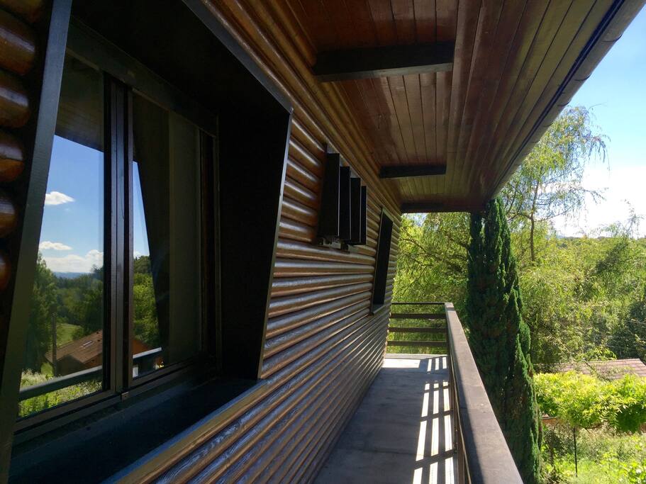 Terrace right