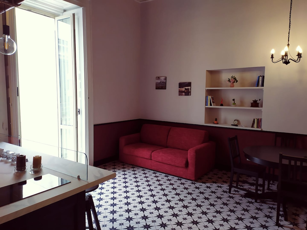 Top Airbnb: Fontanelle Suite, Naples CIN it063049C2ZDDP93LB in Napoli