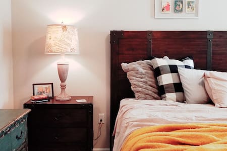 Eclectic New Construction w/Lake View