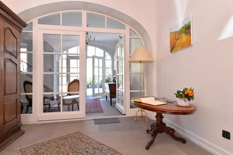 Marquisat de Vauban***** Exclusive Home