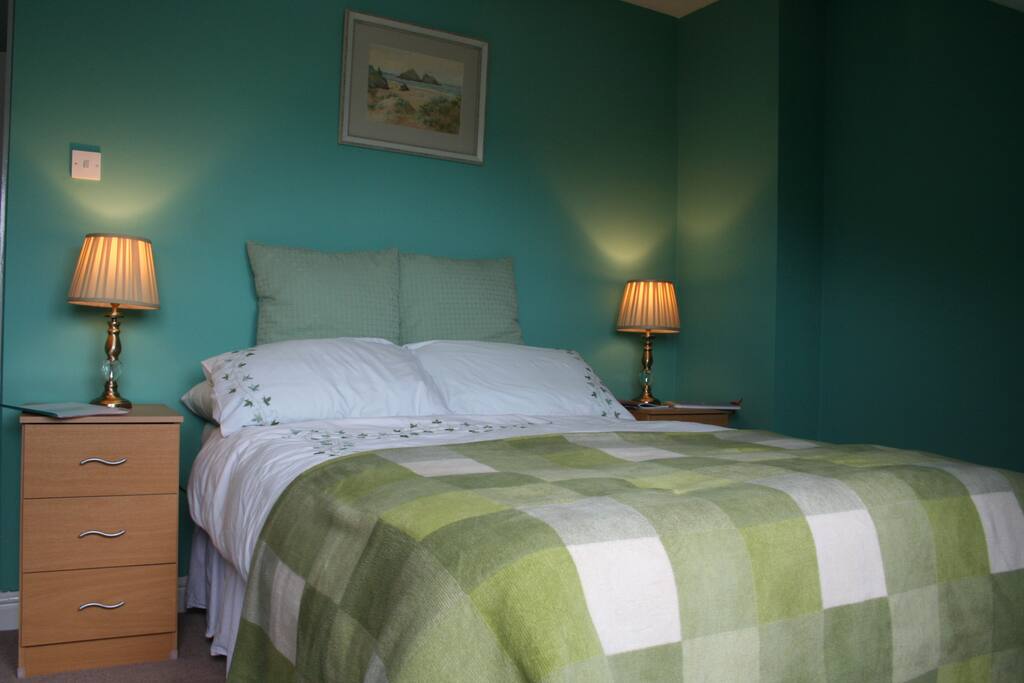 Comfortable double bed