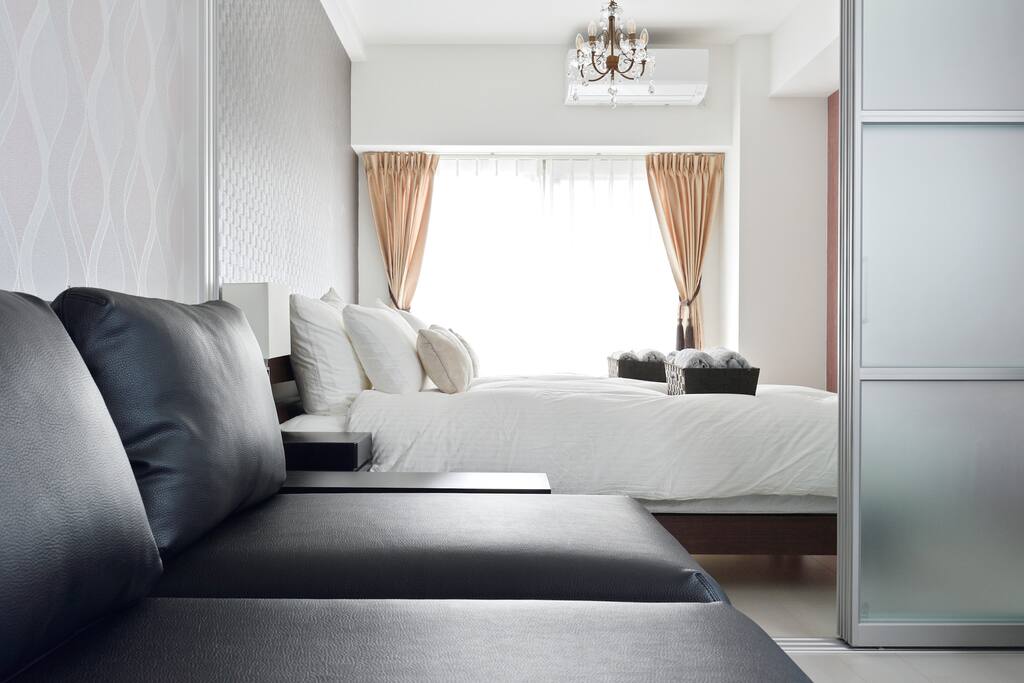 Wide and Cozy.