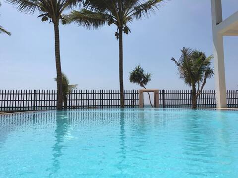 Seashell Villa Beach Front -BIG Pool -20%Discount