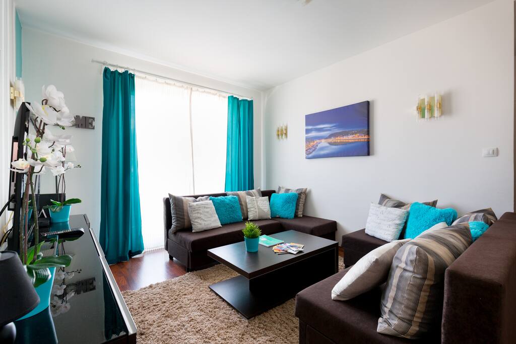 Living room for 4