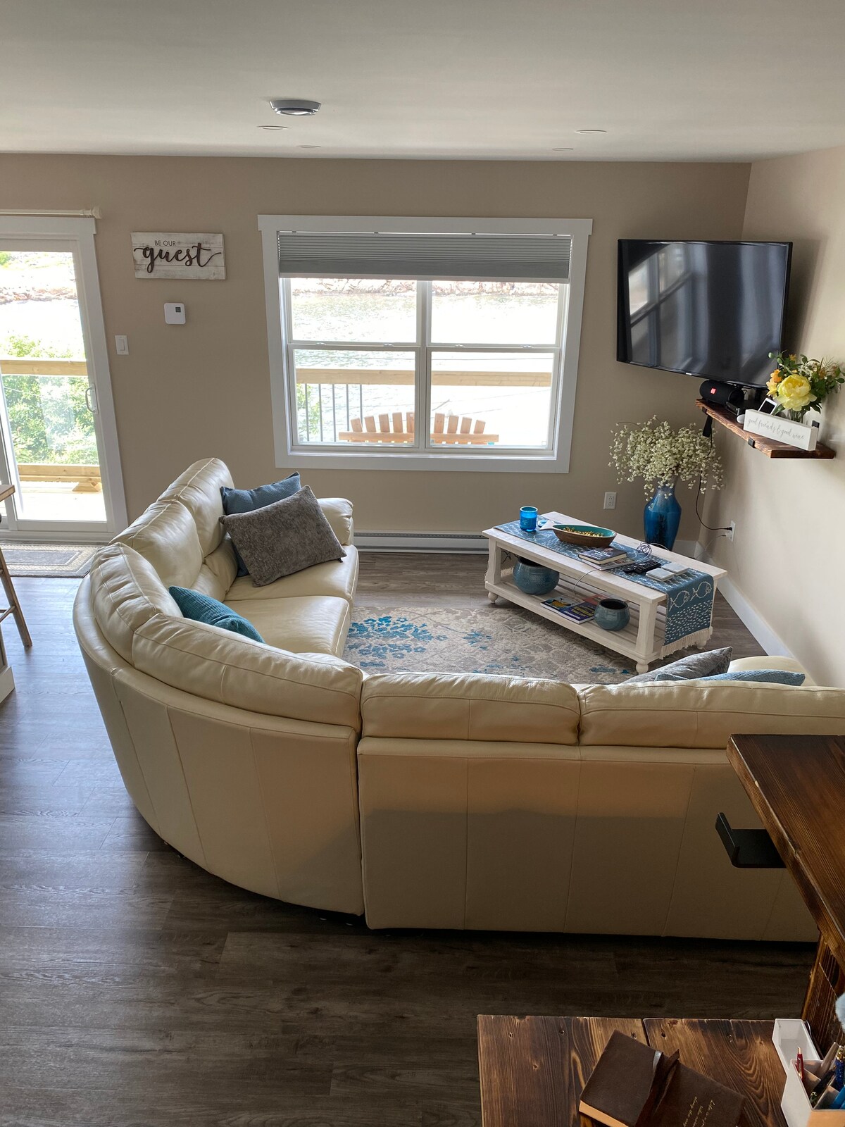 Winter Season Promotional Sale Discounted Prices Houses for Rent in