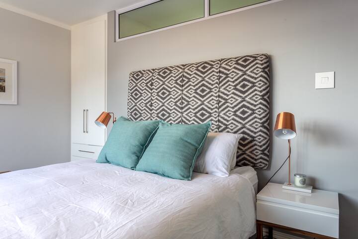 Apartment- Luxury, Majestic Mountain Views gallery image 4