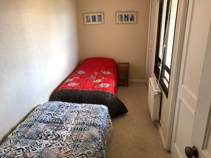 Schlafzimmer 4