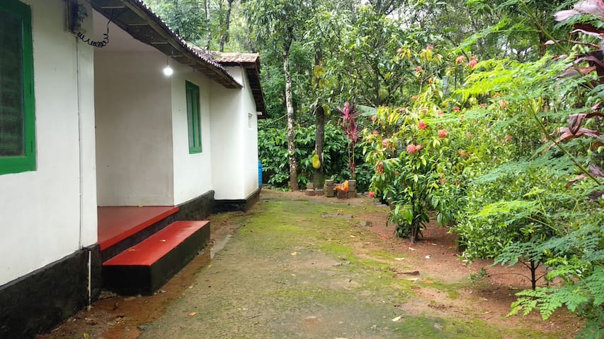 Verdant Vagamon Farm House