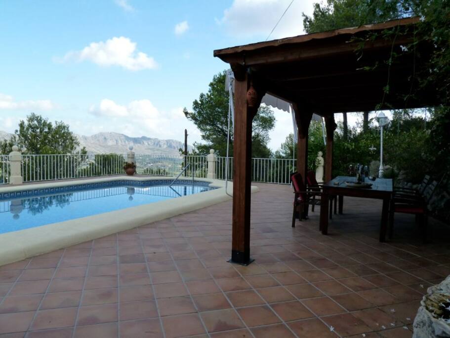 Pool & Pergola
