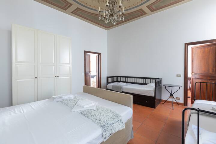 TheRightPlace4u CampoDeFiori La Casa della Quercia gallery image 2