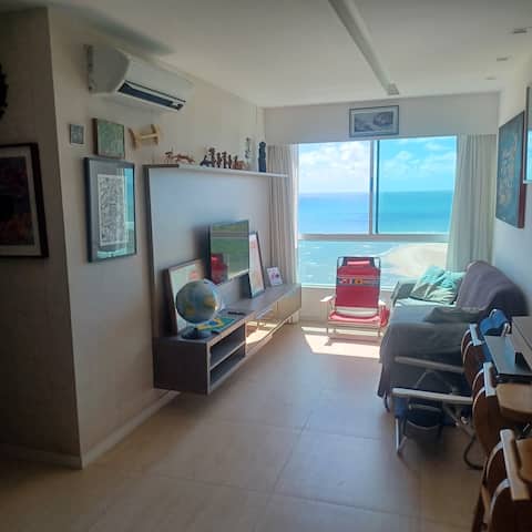 Apto Beira Mar, complete. Stunning nature.