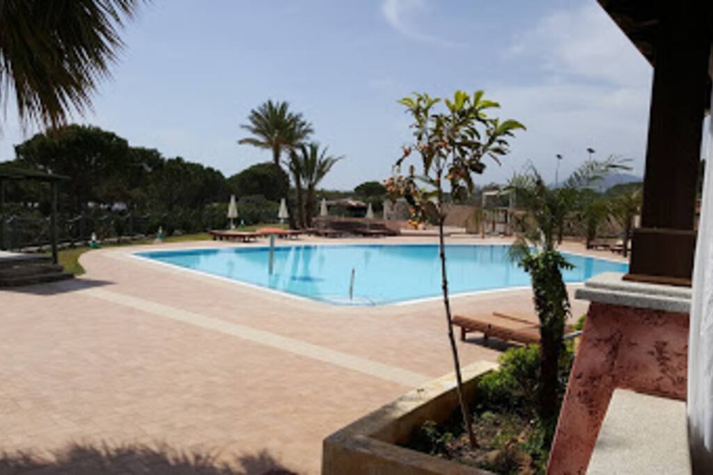 PISCINA DEL RESIDENCE 1
