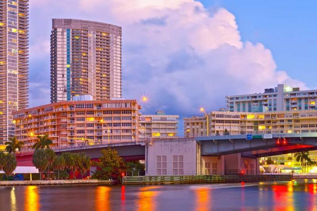 Puente elevadizo de Hallandale Beach