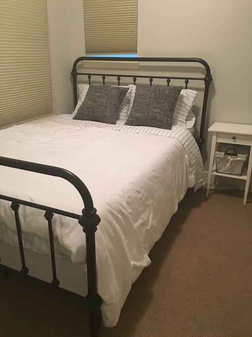 Super comfy brand new memory foam queen bed!