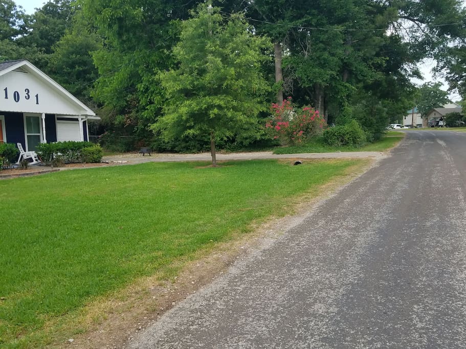 Driveway has room for 2-3 midsize vehicles or your boat and truck!