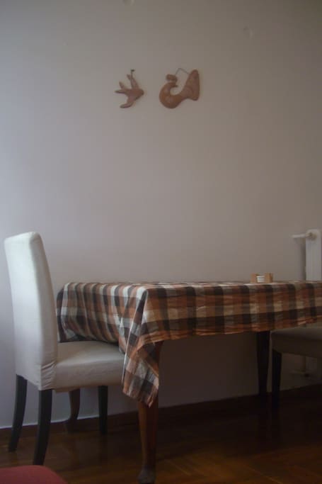 Living room - table for four