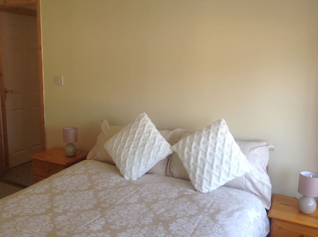 Comfortable double room with private bathroom