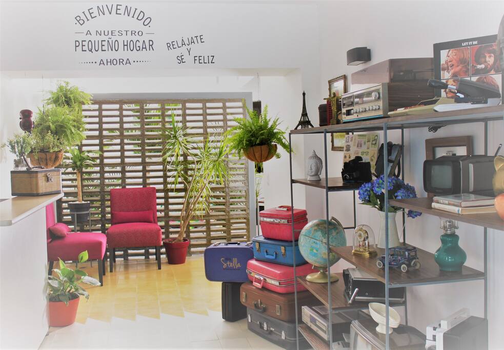 hostal boutique stella!! nuestro lobby para darte la bienvenida.