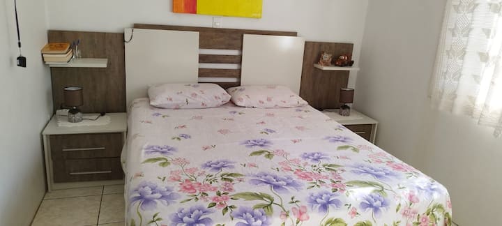 საძინებელი 4