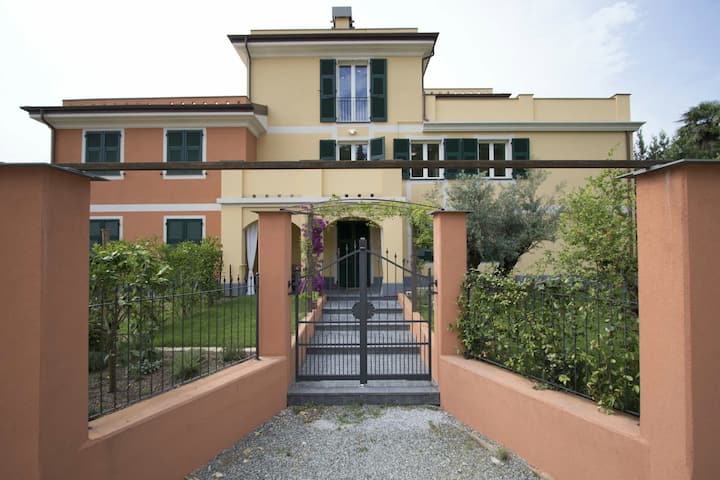 Apartment "G" Terrace - Levanto Cinque Terre - Levanto