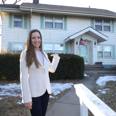 Next to campus, Room 4 of 4 (West)