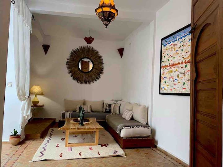 Dar Al Souirah Charmant Riad Décoré Avec Soin - Essaouira