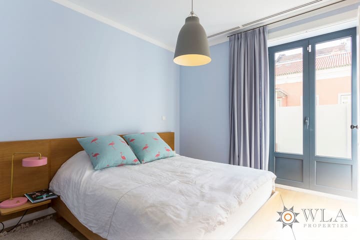 Bright 3-Bedroom with Private Pool & Terrace gallery image 5