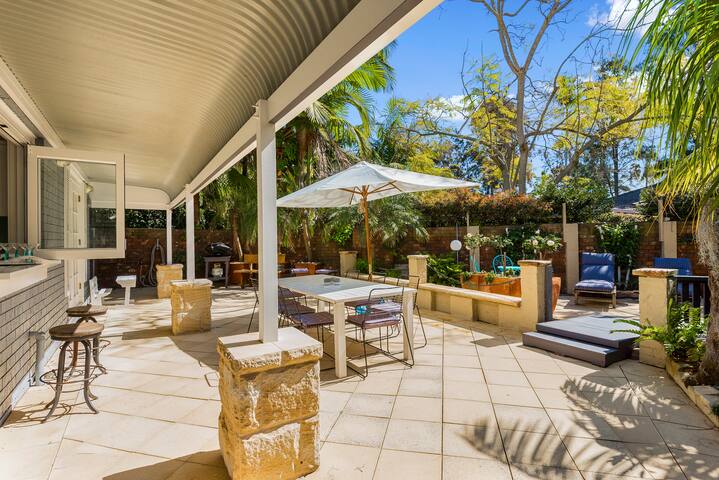 A Secret Retreat gallery image 2