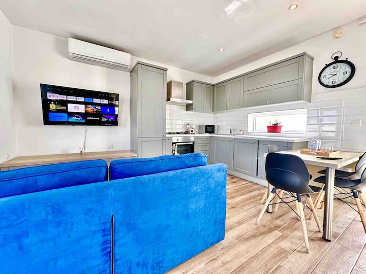 Duplex Penthouse Off The Sea - Valletta