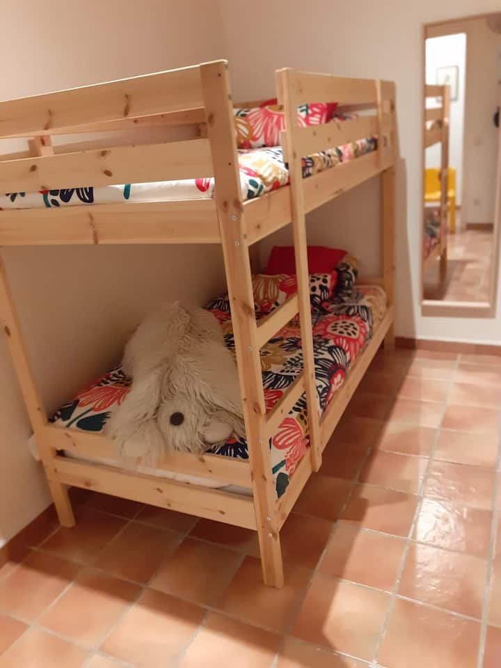 Habitación doble con litera